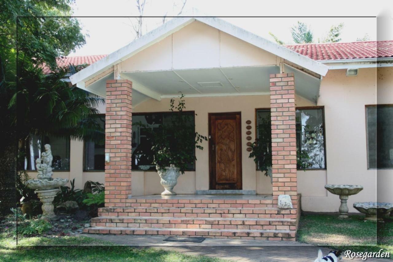 Rosegarden Guesthouse 蓬戈拉 外观 照片