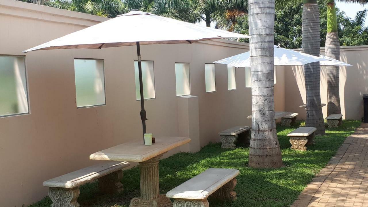 Rosegarden Guesthouse 蓬戈拉 外观 照片