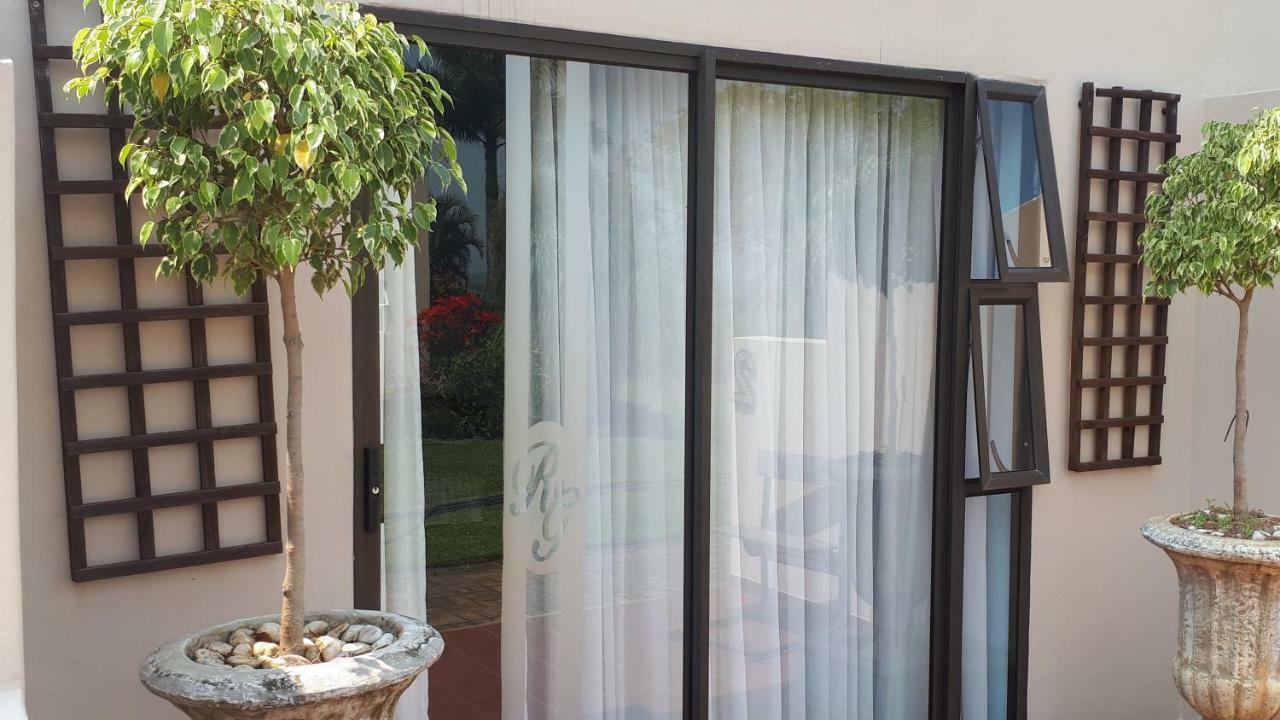 Rosegarden Guesthouse 蓬戈拉 外观 照片