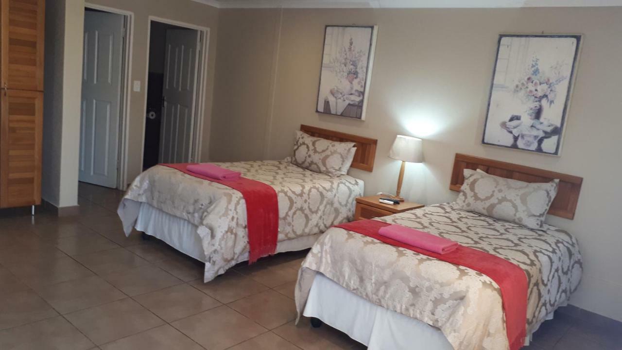 Rosegarden Guesthouse 蓬戈拉 外观 照片